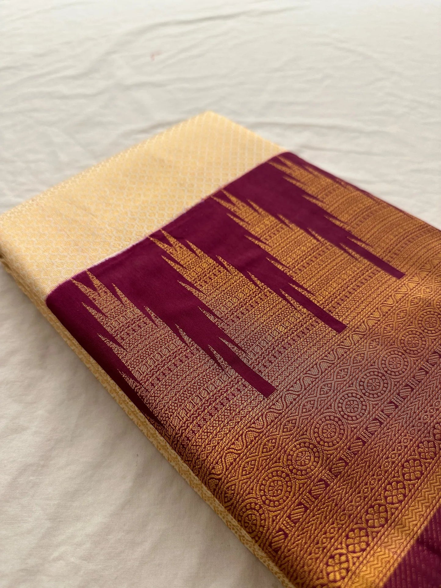 Banarasi soft silk saree - Indiakart Boutique