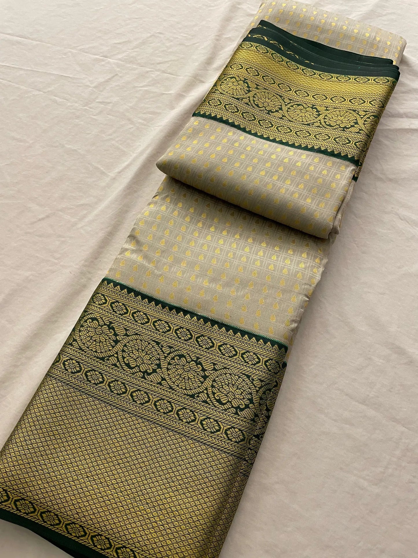 Semi silk saree - Indiakart Boutique