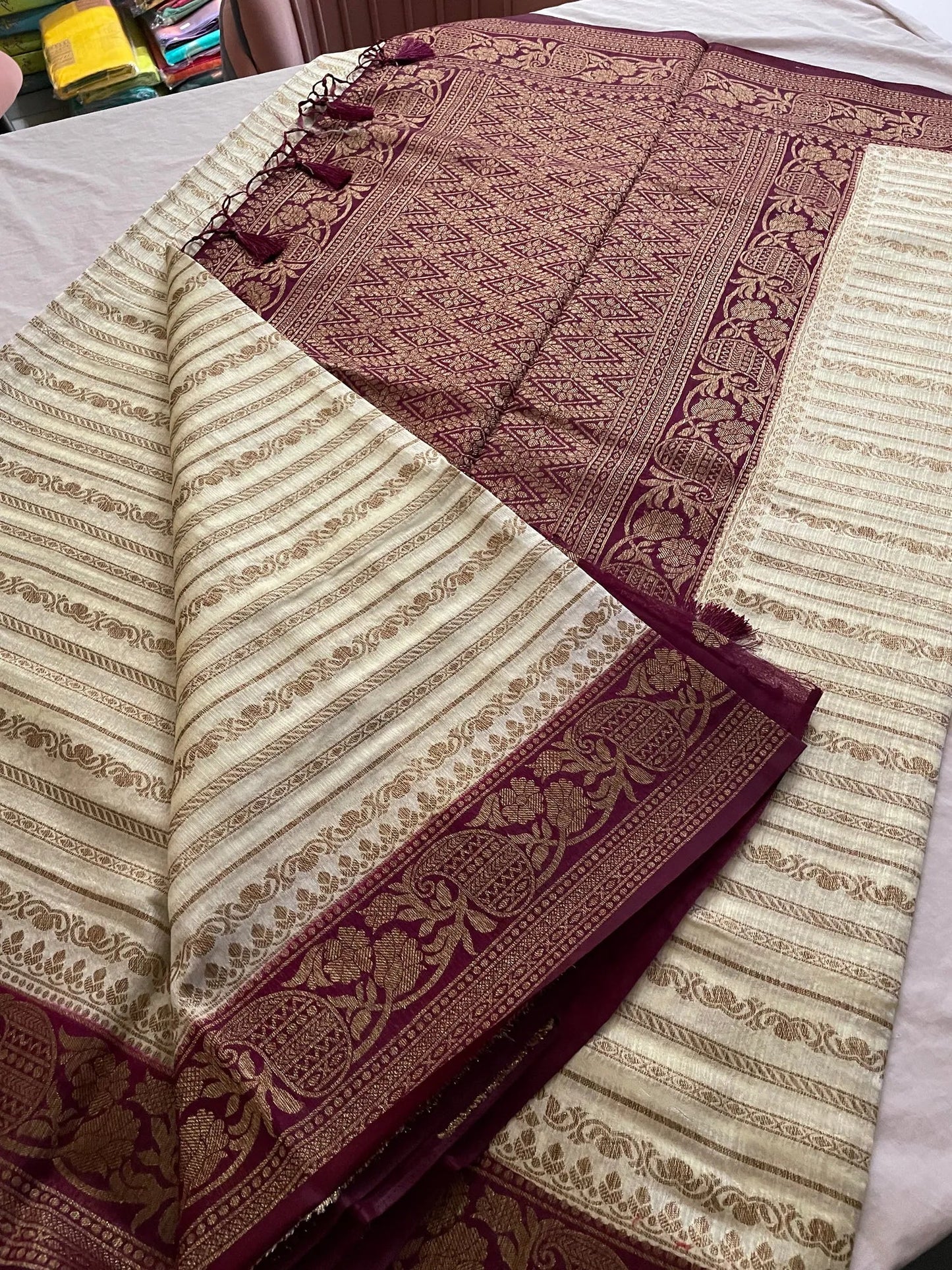 Tussar soft silk saree - Indiakart Boutique